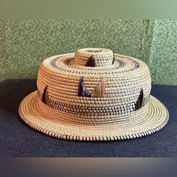 Beautiful Vintage Straw / Grasses Tribal Hat Stunning Craftsmanship - Picture 1 of 7
